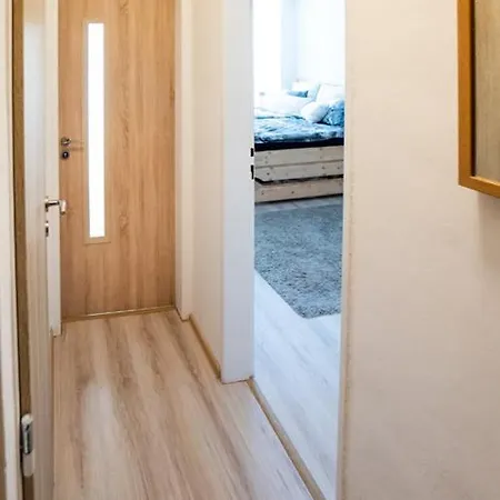 Utulny S Vyhladom Na Hory Апартаменты *